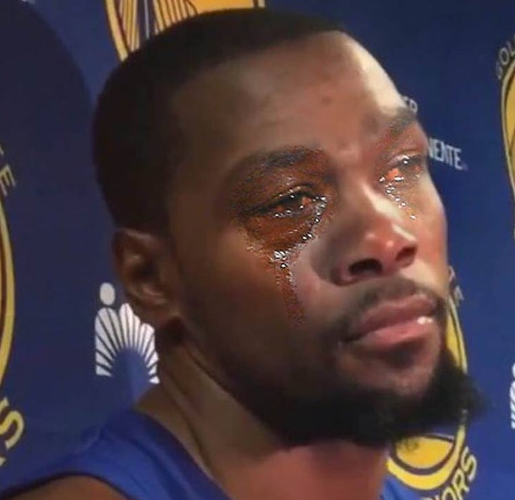 Lakers_COL's tweet photo. KD tuvo una de las mejores actuaciones en la historia de los Playoffs y se ha hablado más de los comentarios de LeBron en Twitter que de él y su partido. https://t.co/VWtpawvWf7