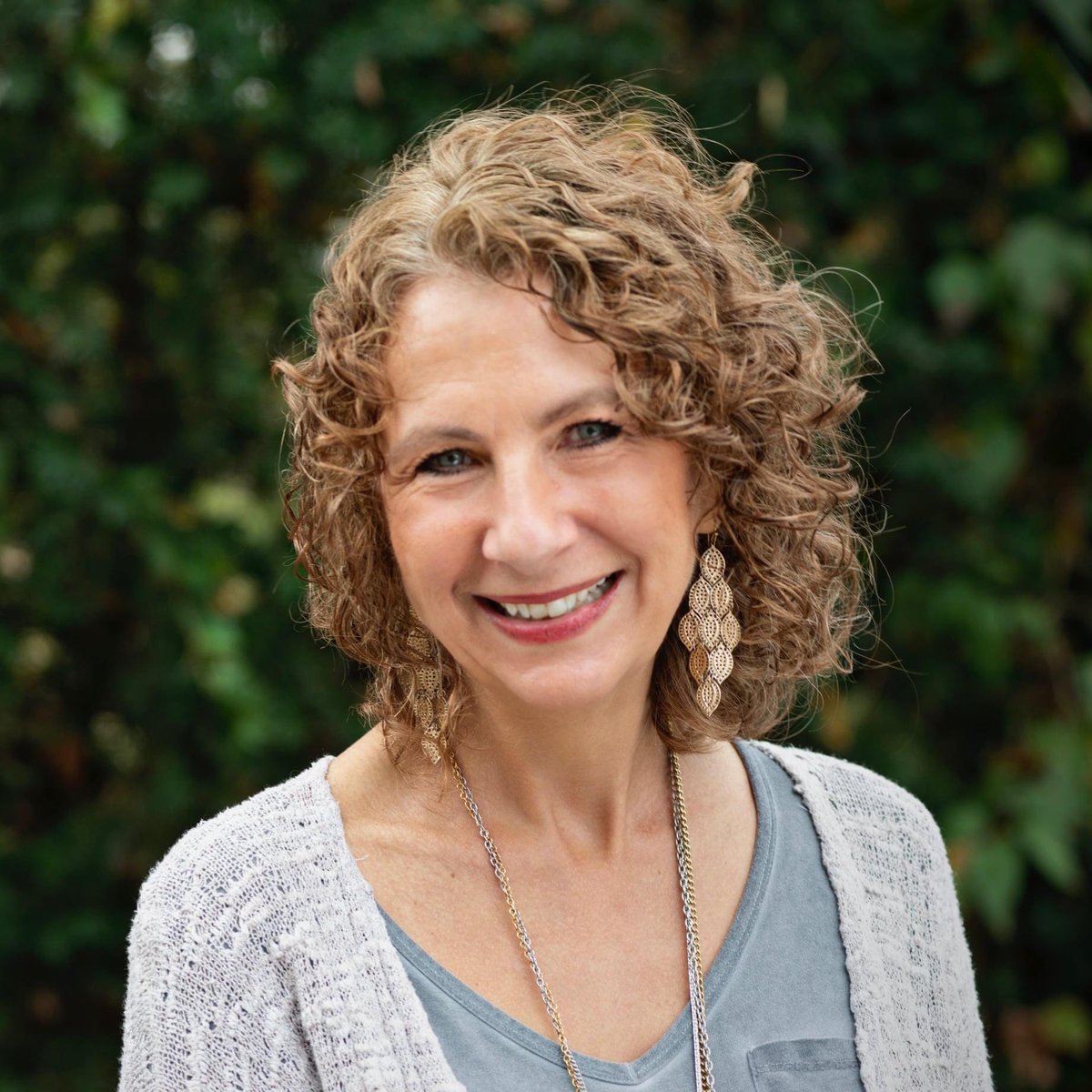 JulieHammerArt's tweet image. I am offering a few art class sessions this summer, focusing on drawing. Contact me for details.     #juliehammerstudio #summerartclasses