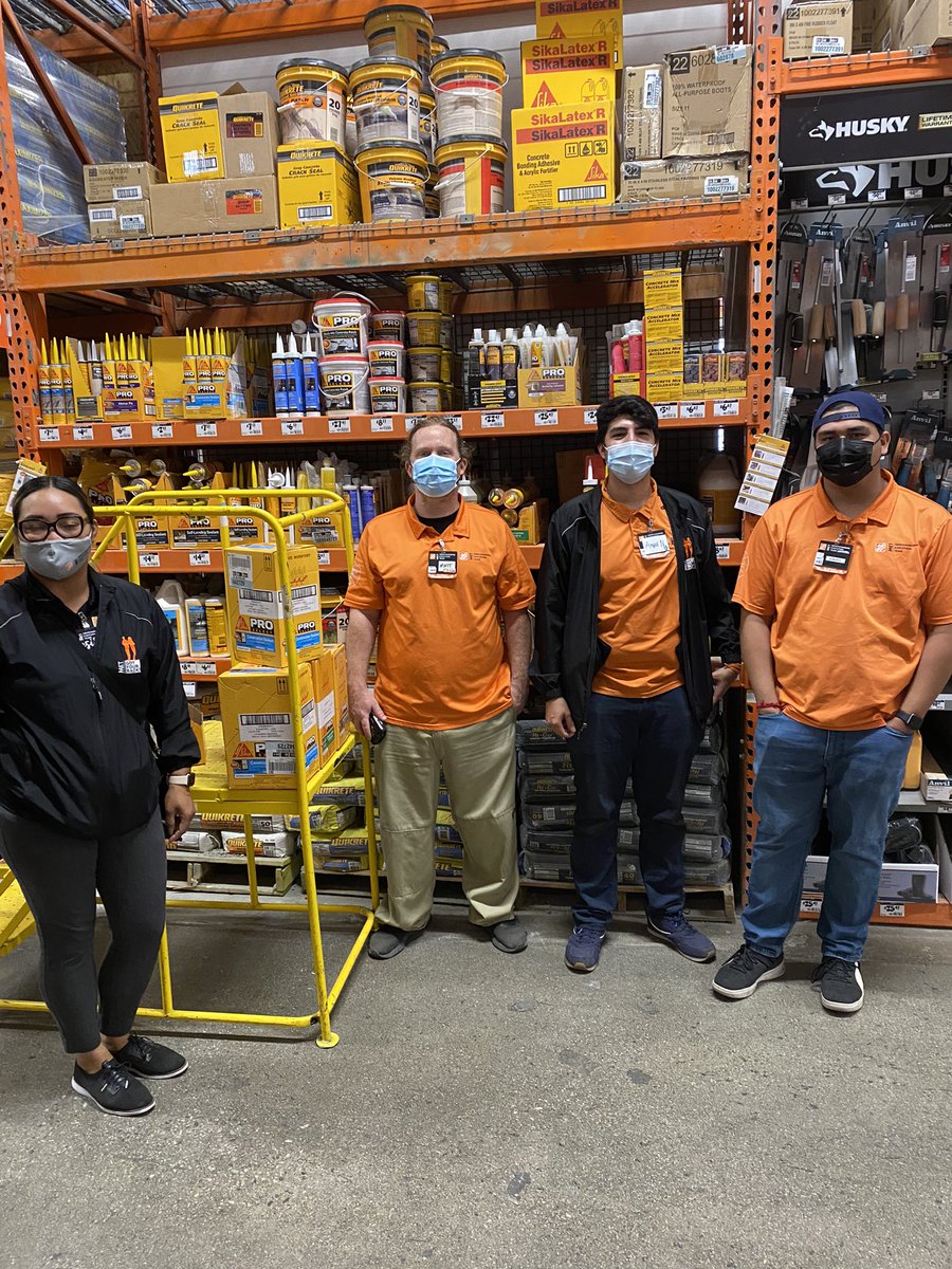 A big shout out to MET Supervisor Desiree @ Store 611 Gardena for giving me the time to show a few of your associate our expectation on servicing the Sika bay.  <a href="/NikkiJ6875/">Nikki Jones</a> <a href="/Sika_USA/">Sika USA</a>