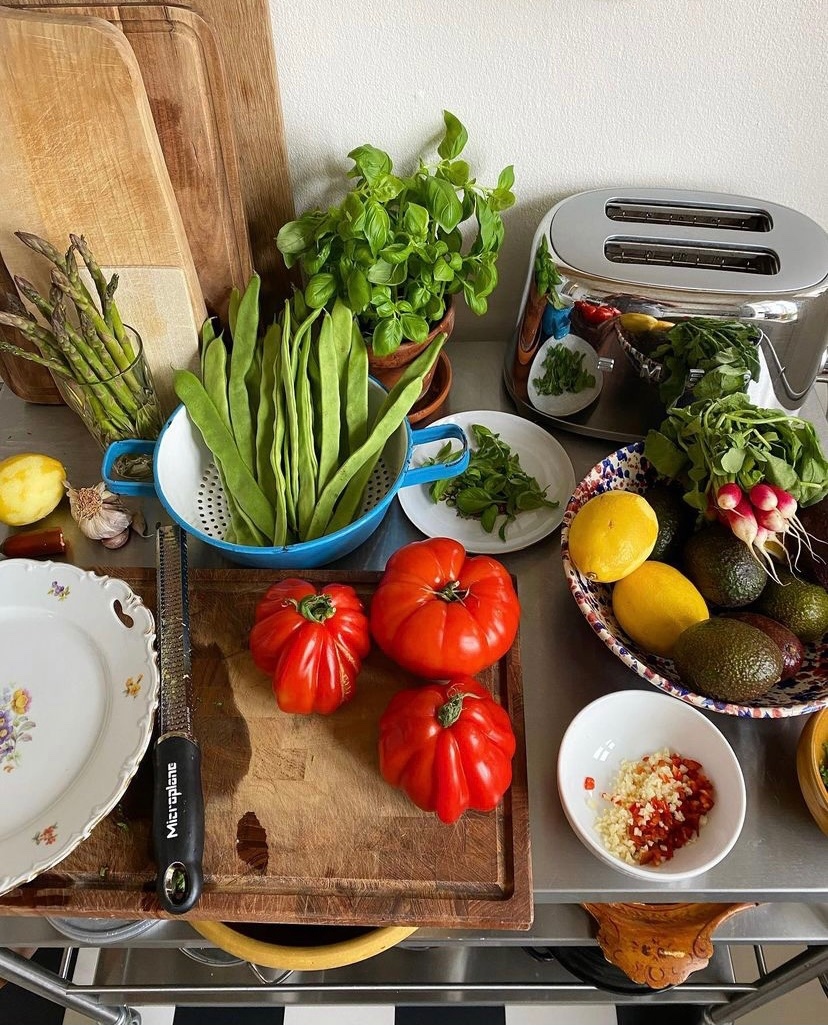 YogaVibes's tweet photo. When you eat with purpose and intention, your body will not only internally thank you but externally as well.
#yogavibes #raiseyourvibration #eatcolorfully #eatseasonally #eatmindfully #natural #organic #fresh #produce #local #farmersmarket https://t.co/429ZoIgOJ0