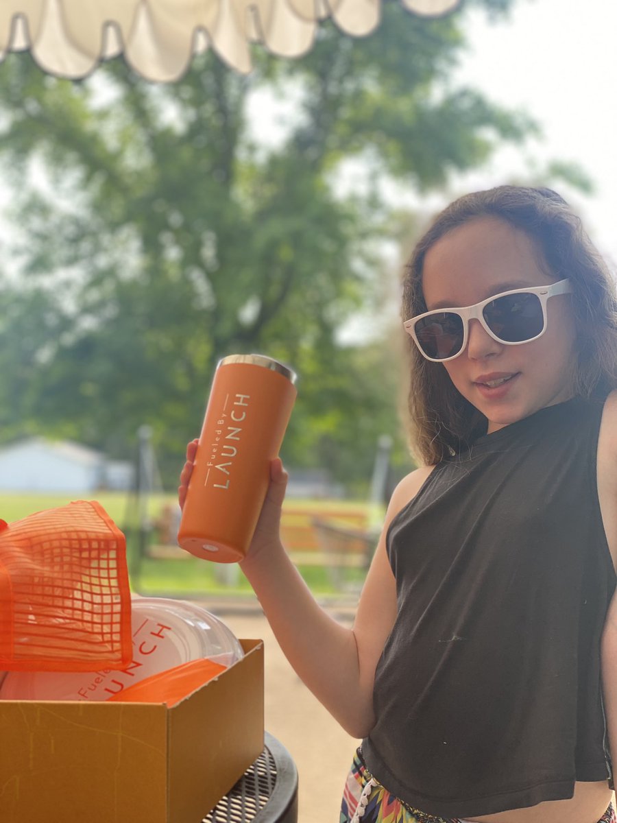 lkph1998's tweet image. Thank you @fueledbylaunch for the super fun box of goodies! #virtualspiritweek #virtuallearning