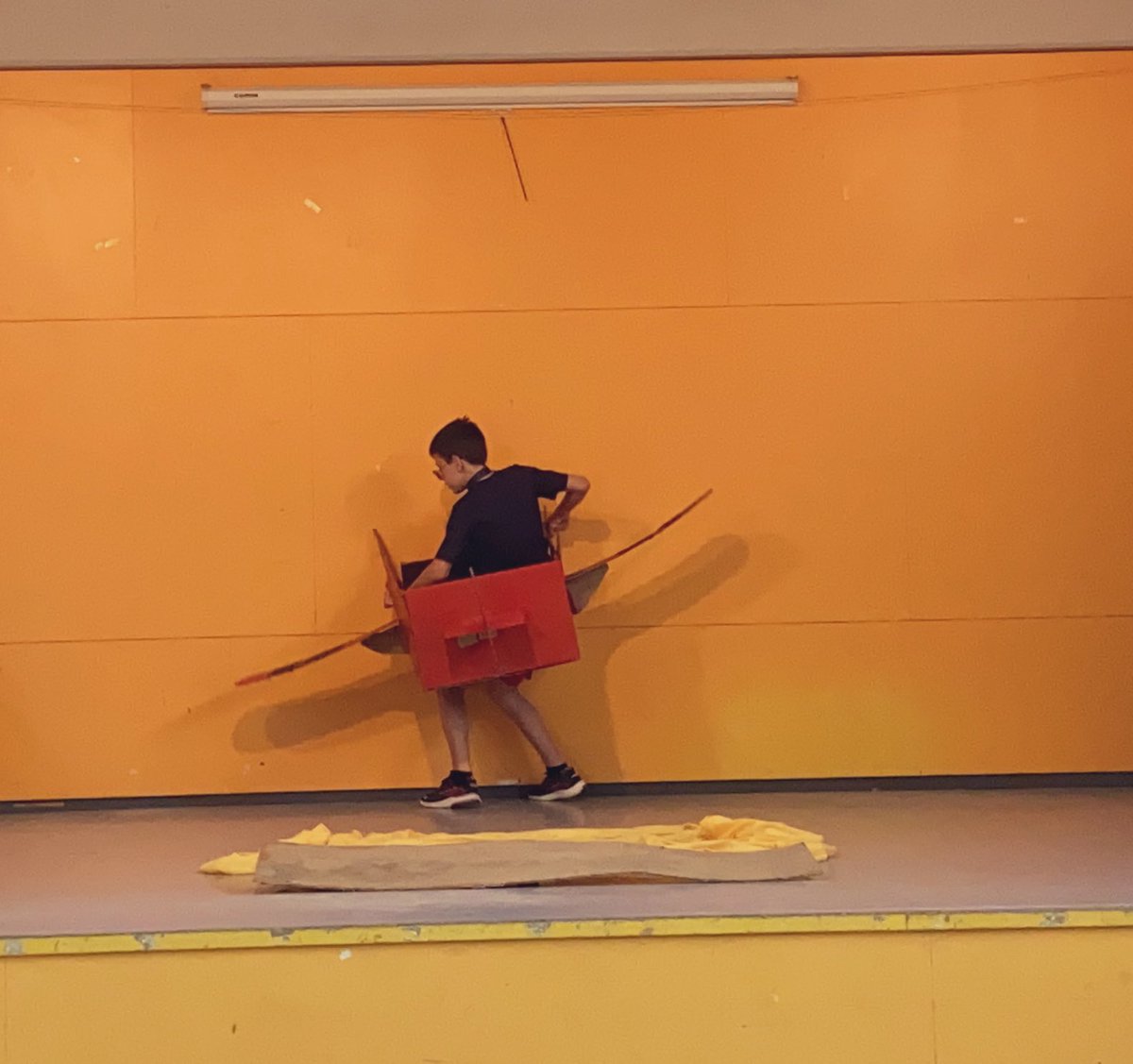 MariaRoigB's tweet image. To be honest, I’m proud🤣 It has been so much fun seeing them prepare the play and doing it! 🎭👏🏼 #EnglishProject #TheLittlePrince