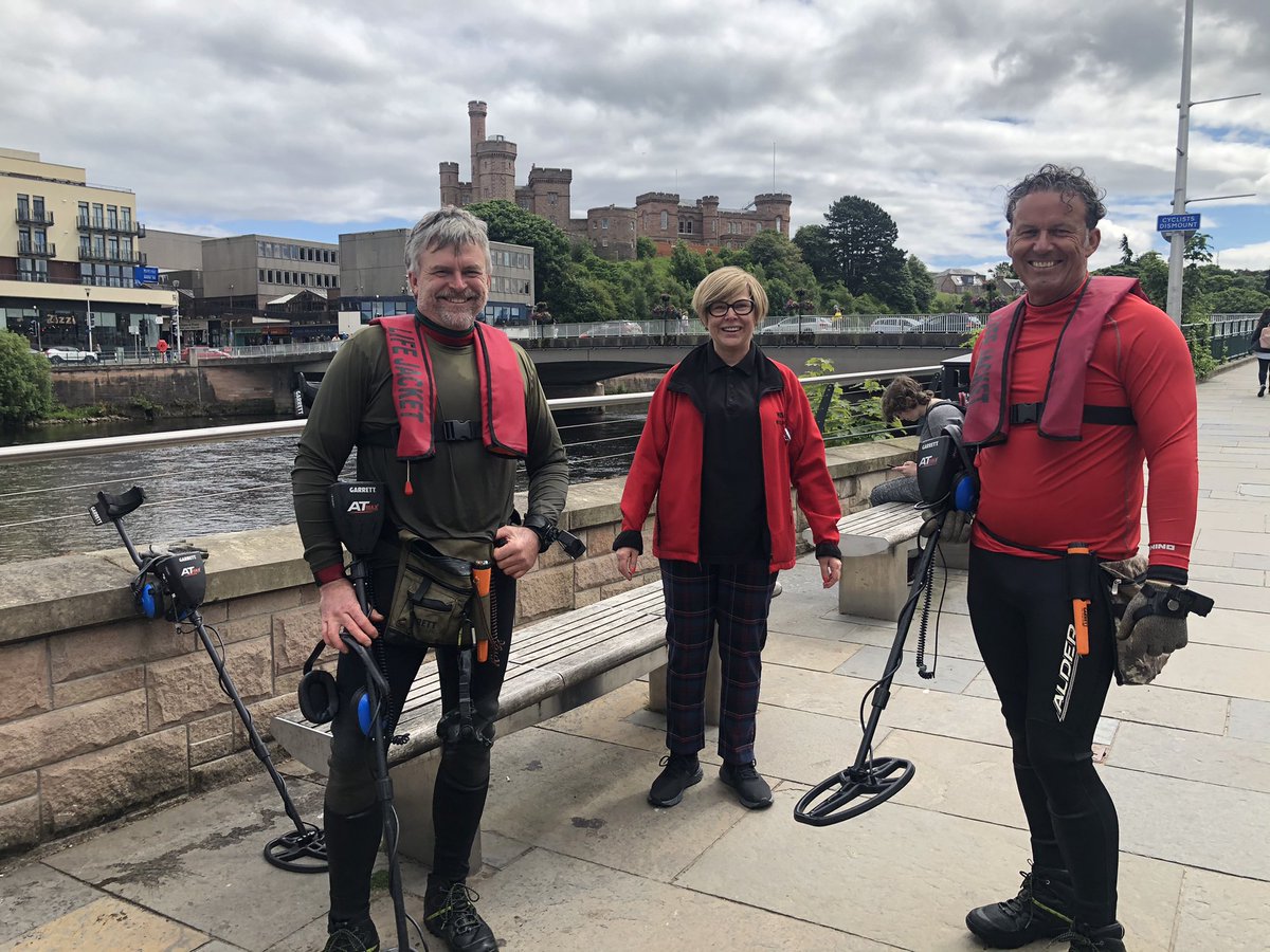 Look who I met today while out on my walking tour today #riverhunters #inverness