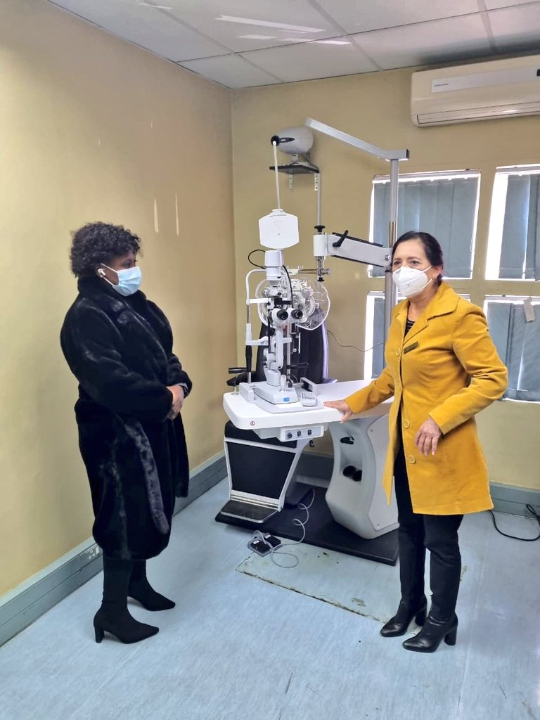 MpuHealth1's tweet photo. The MEC for Health in Mpumalanga,
Ms Sasekani Manzini today received donated Eye Care Equipment at Ermelo Hospital from The Church of Jesus Christ of LATTER-DAY SAINTS. https://t.co/aL9slLWRI9