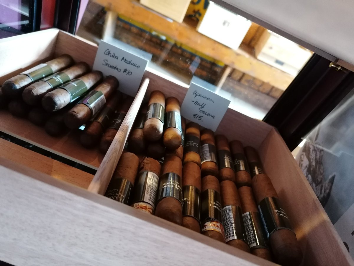 dickmackswines's tweet photo. Lots of Father's Day gift options available in the shop - from cigars, to whiskey, to port....

And if all else fails, you can always grab a voucher and let him pick something out for himself! https://t.co/hFITzS1EHf