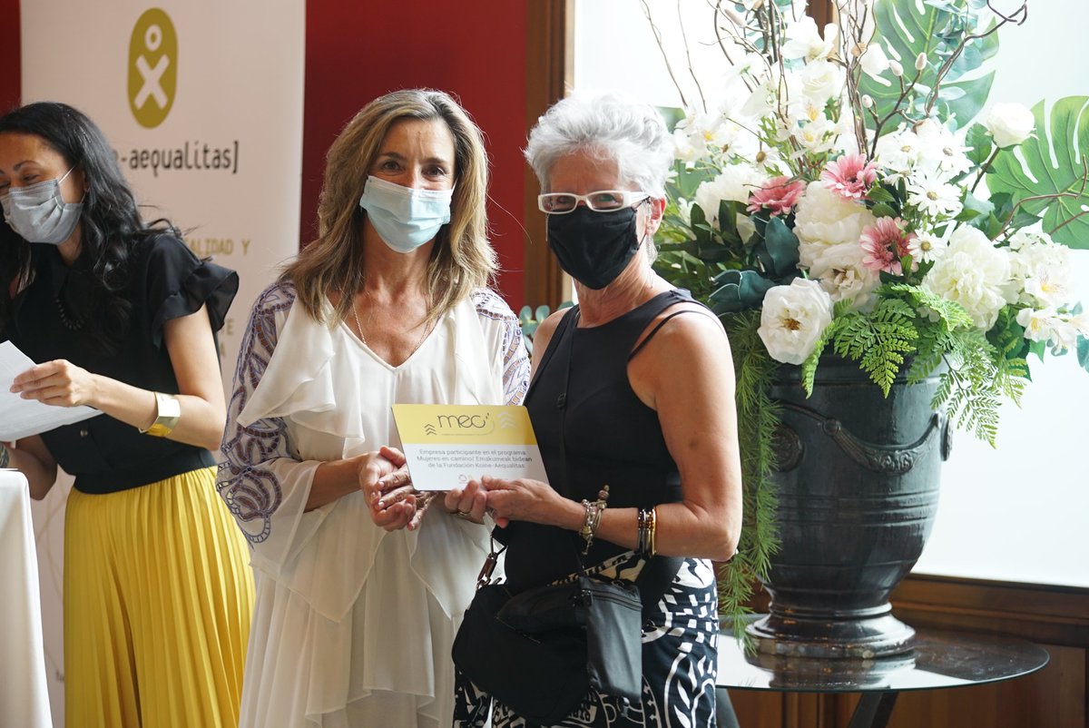 Mujeres tejiendo redes. Mujeres en camino #MEC #Navarra #liderazgo #redesmujeres <a href="/ARETEACTIVA/">ARETÉ ACTIVA</a> #FundacionKoineArqualitas #GobiernodeNavarra #InstitutoNavarroIgualdad