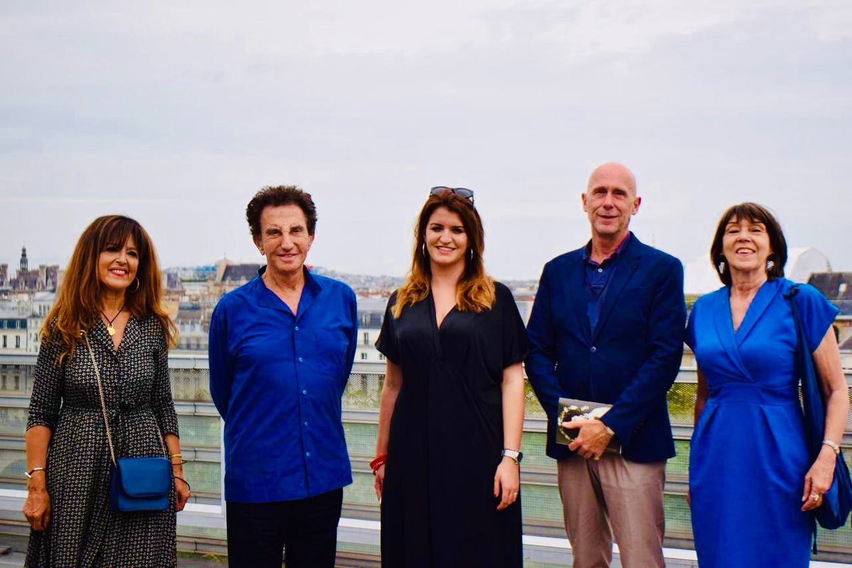 MarleneSchiappa's tweet image. L’attractivité de notre région Île-de-France passe aussi par la valorisation de ses richesses culturelles. 
Merci à Jack Lang de me recevoir avec mes colistiers @OPonsoye @SBrahimi1 &amp;amp; @Anne75005 à l’Institut du Monde Arabe #Paris où l’exposition sur les Divas nous enchante !