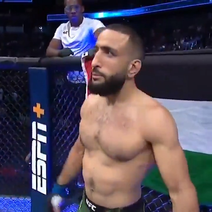 We missed it at the time, but Belal Muhammad also chanted an affirmation during his introduction against Demian Maia π (via @bullyb170) https://t.co/khHqzyle0Y