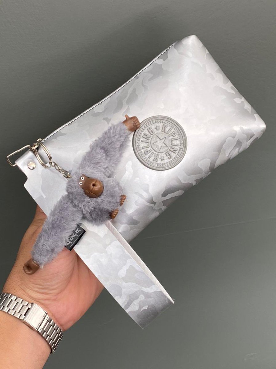CRmultimarcas1's tweet photo. 💥BOLSA KIPLING 💥
        👑🐒💸💳
Valores DM ou wpp, ótimo preço 😱
Faça já os seus pedidos! 🤩
21 97533-2780 https://t.co/4dItgjr10M