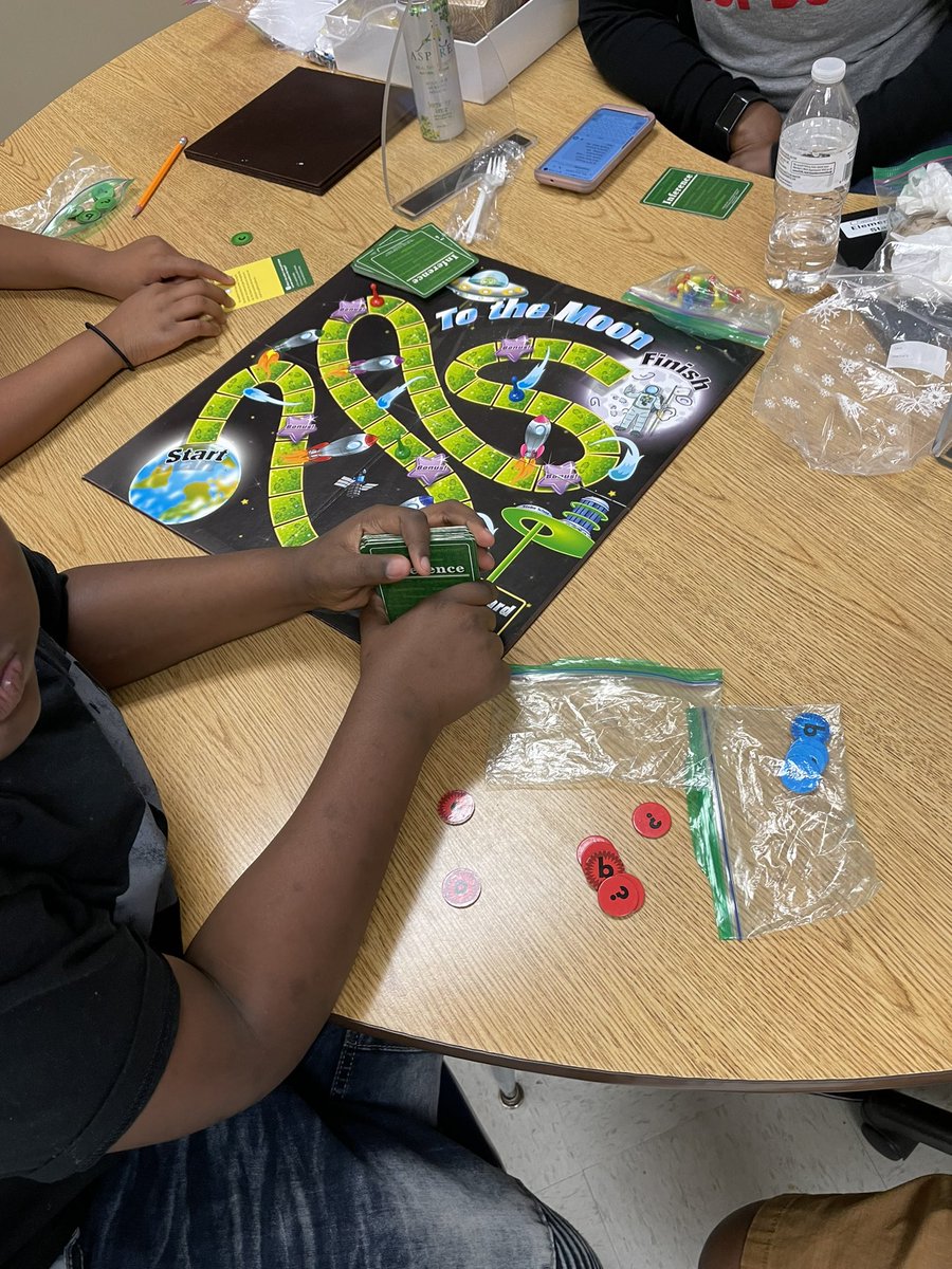 GISD ITEAM (@gisd_iteam) on Twitter photo Inferencing is going on in full force at <a href="/Shugart_Sheriff/">Shugart Elementary</a> #summerlearning #gisdintersession #goforthegoldingisd Inferencing is going on in full force at <a href="/Shugart_Sheriff/">Shugart Elementary</a> #summerlearning #gisdintersession #goforthegoldingisd