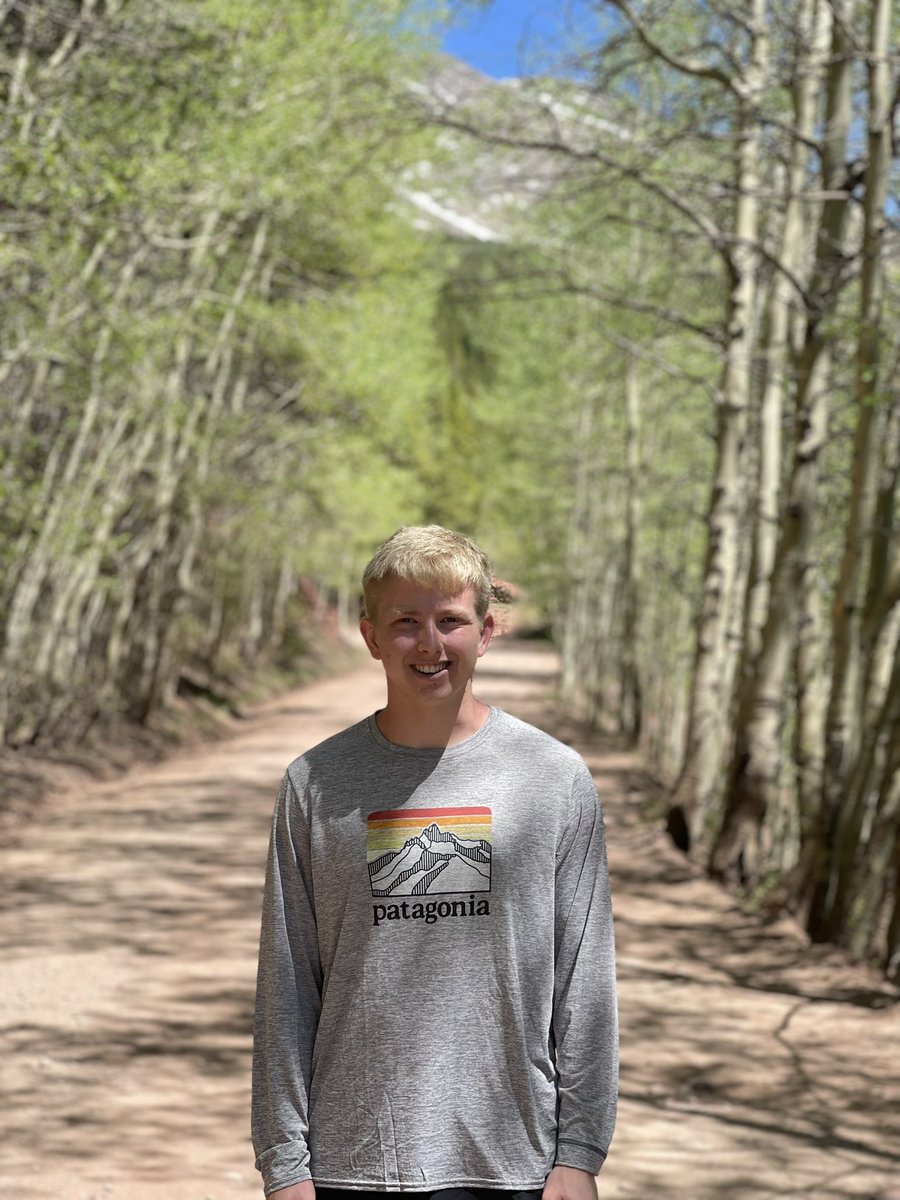 CaiaBrotzman's tweet photo. We were lucky enough to hike to 12.2K and 11.7K the next day in the beautiful Colorado weather!  @SamuelBrotzman2 @SBrotzman @Gregbrotzman #hikingadventures #coloradohiking https://t.co/fgKPd2ZKLR