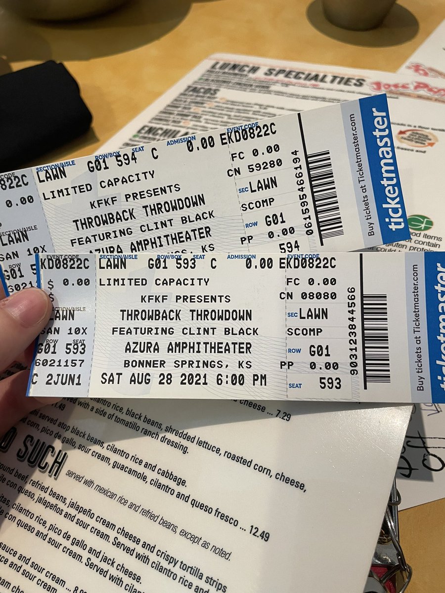 Thank you <a href="/941KFKF/">94.1 KFKF</a> <a href="/josepeppers/">Jose Pepper's</a> for some #throwbackthrowdown tickets! <a href="/luckyorange/">Lucky Orange 🍊</a> is so excited to go!! 🤠🤠🍊🍊