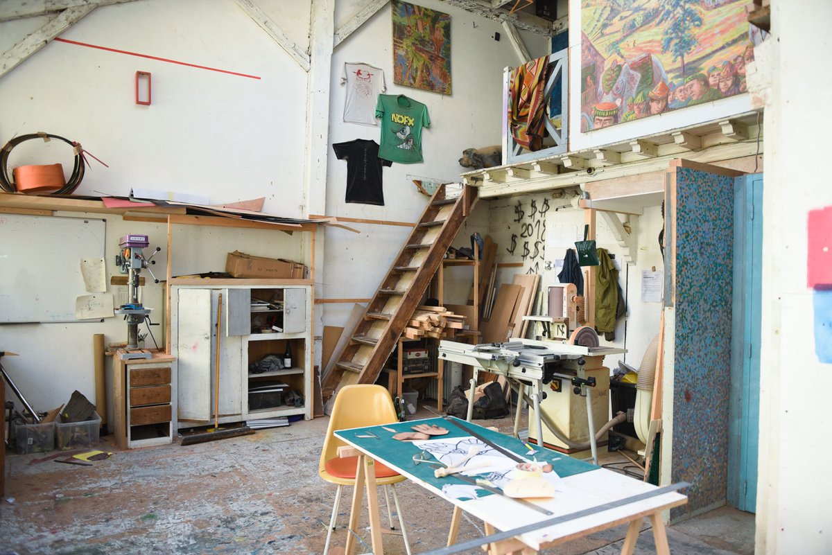 Friends of Friends tweet media