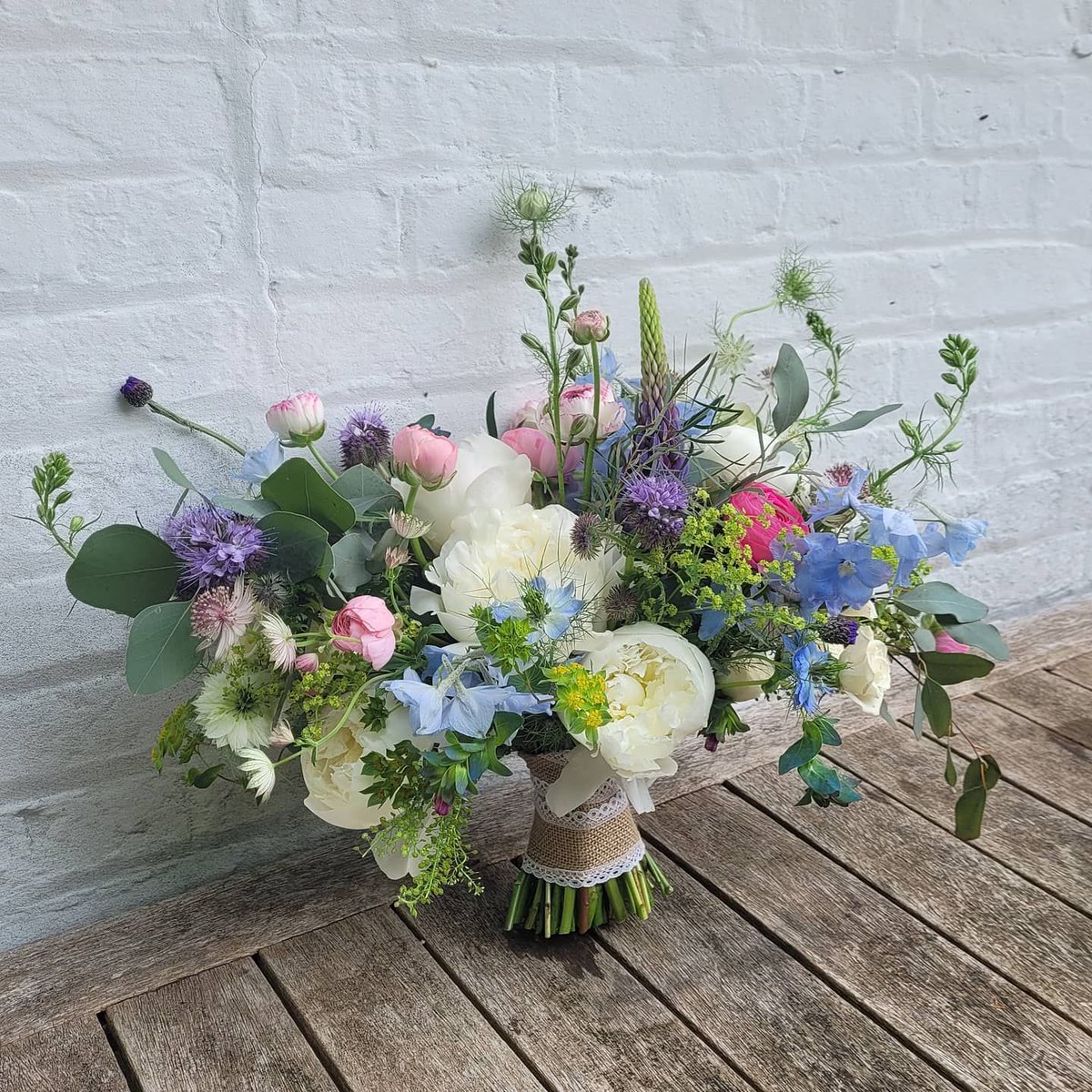 Wild and Wonderful 🌸🌼🌺  
⭐️ Wedding Florist ⭐️
Supplier: Wild Bloom
Find them on the Married In Kent Wedding Directory 💖
🔗 marriedinkent.co.uk/suppliers_dire…

#kentweddingflorist #kentflorist #kentflowers #kentflorists #kentweddingflowers #weddingflowers #kentwedding #kentweddings