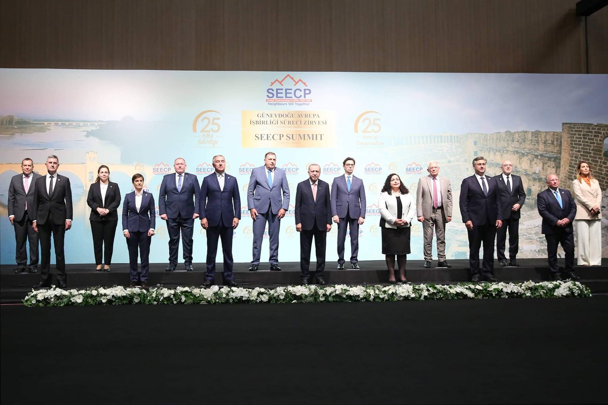 DjukanovicCG's tweet photo. .@TurkishCiOSEECP
#neighboursSEEtogether #SEECP #summit https://t.co/WDU3jssLjZ