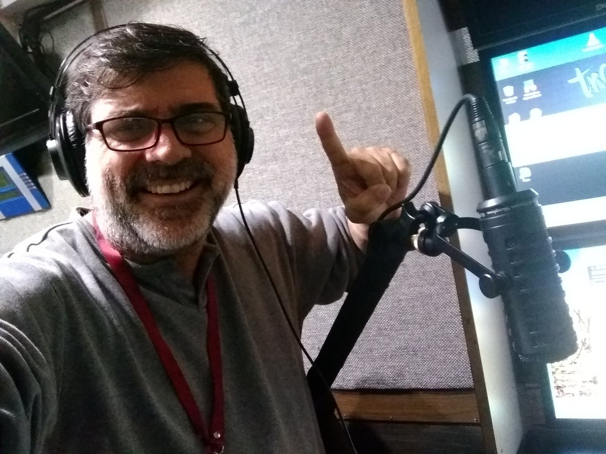 JotaErreMedios's tweet photo. El amigo Rafael Cassella requiere donantes

Siempre sonriente con la gente de los medios de comunicación y atento a apoyar a los talentos. 

Hoy @RafaelCassella necesita de tu ayuda: requiere donantes de sangre. Comunicarse a los teléfonos 
(0412) 396 45 76  / (0412) 020 92 87 https://t.co/hl8tAGqU7A