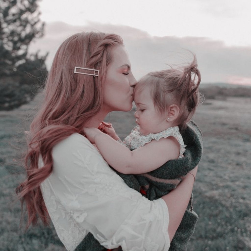 atraioidiotas's tweet image. 🍀; Você aceita ser minha mamãe?