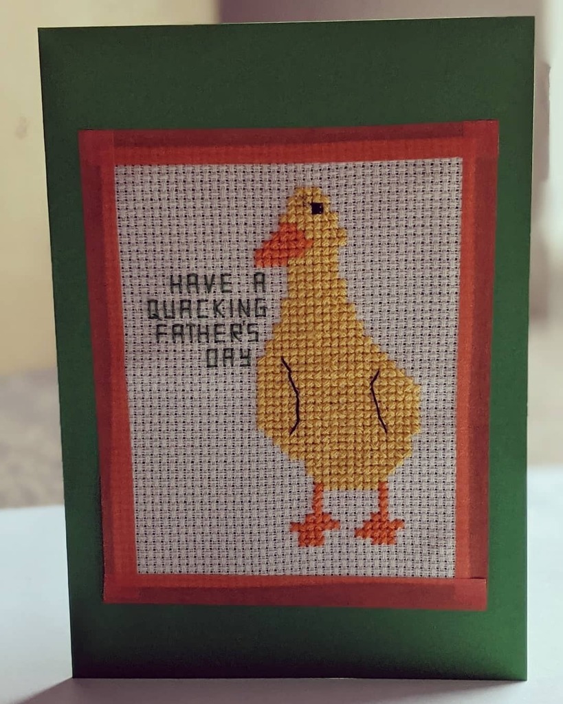 ccxstitch's tweet photo. Made this Father's Day card for my 2.5 year old to give her dad on Sunday. I asked for his opinion on it and now he's grumbling that it's not a surprise

#fathersday #fathersdaycard  #crossstiching #crossstitch #crossstitchingisbadass #crossstitchcards #… https://t.co/03xr2cB8xy https://t.co/Jl3f5SFYi6