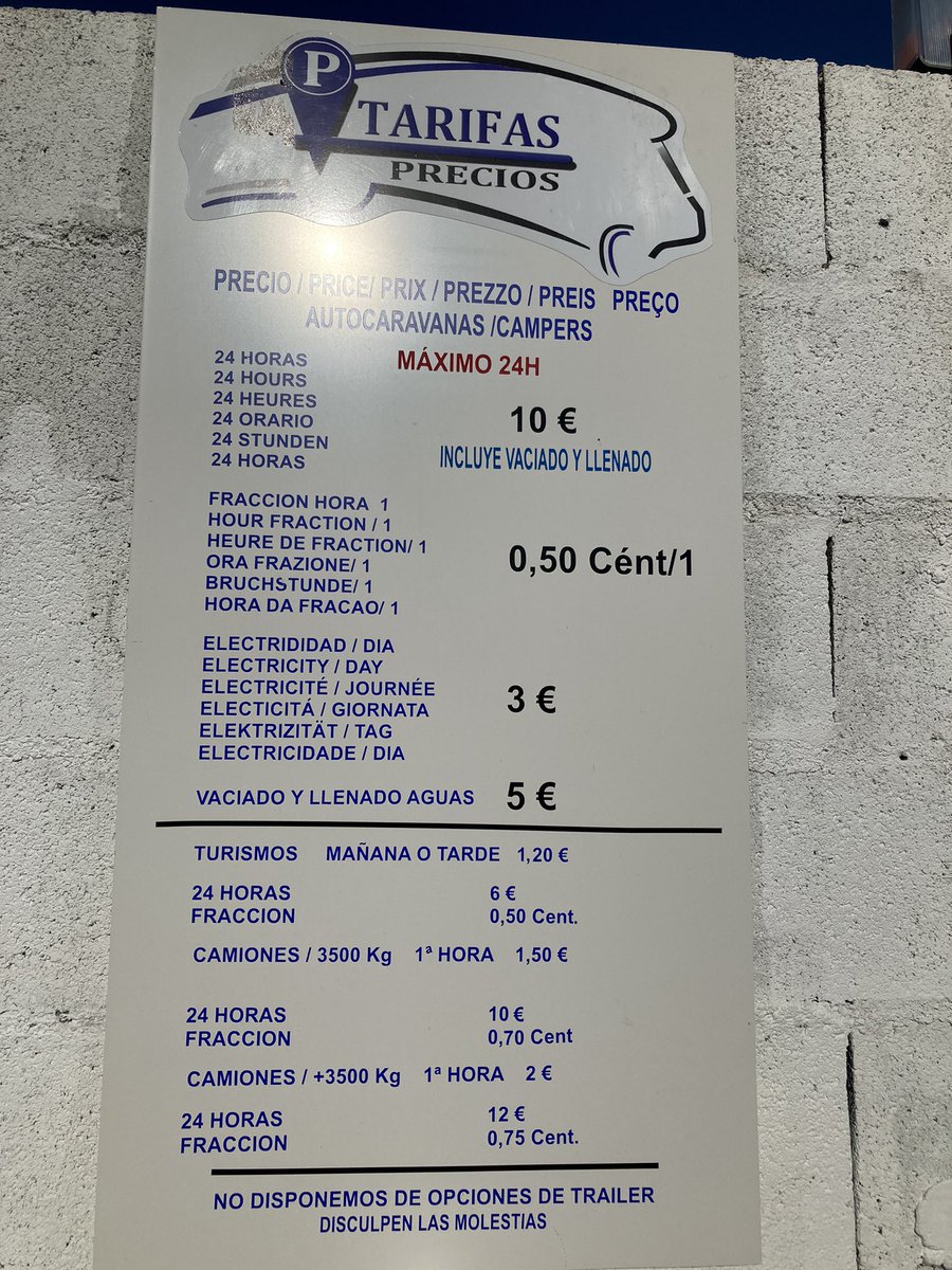 CasaInquieta's tweet photo. Parada en el área de autocaravanas de #Vigo #parquingvigolaguia 
Noche perfecta, buen servicio de cambio de aguas y dueño encantador que nos dio toda la info. Sin duda buen lugar👏
@caravanasprin #benimar @xavierllastarri @DometicBCN @WebastoGroup @pegatinasdecar1 @ThetfordCorp https://t.co/VplXH3fqEt