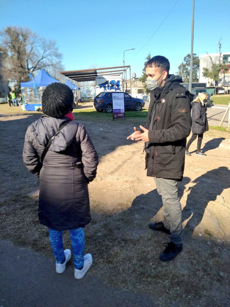 fernandotrigo3f's tweet photo. 🖥️👦🏻 #3FTeConecta

La @Municipalidad3F acompaña a los chicos para que no pierdan el contacto con la escuela
Salimos a contarles a los vecinos del Barrio #EjercitoDeLosAndes que hoy en el ex Nudo 9 hay , apoyo escolar, para imprimir tarea y conectarse a Internet.

@dievalen https://t.co/EOFrov2ylX