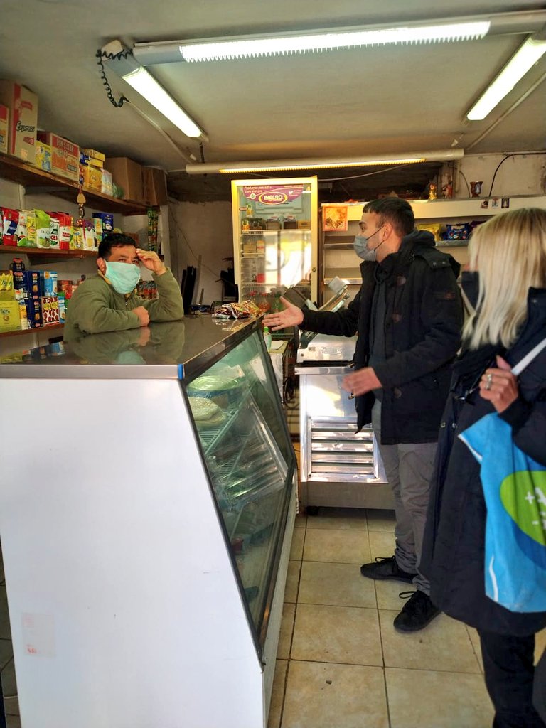 fernandotrigo3f's tweet photo. 🖥️👦🏻 #3FTeConecta

La @Municipalidad3F acompaña a los chicos para que no pierdan el contacto con la escuela
Salimos a contarles a los vecinos del Barrio #EjercitoDeLosAndes que hoy en el ex Nudo 9 hay , apoyo escolar, para imprimir tarea y conectarse a Internet.

@dievalen https://t.co/EOFrov2ylX