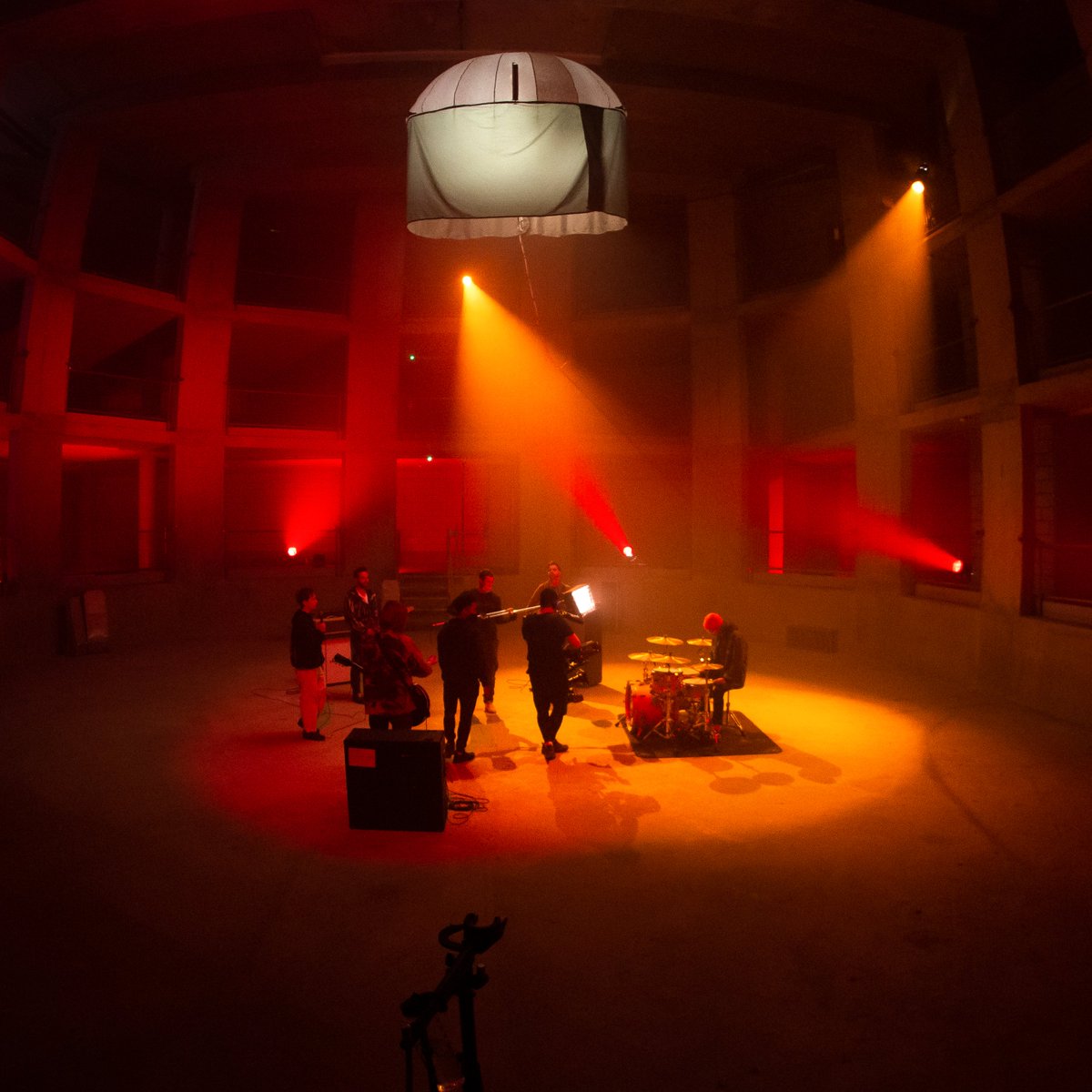 NBThieves's tweet photo. :: In case you missed it - we’ve been busy recently. Have some more photos courtesy of @matthewconnell :: https://t.co/vgh91VcmNs