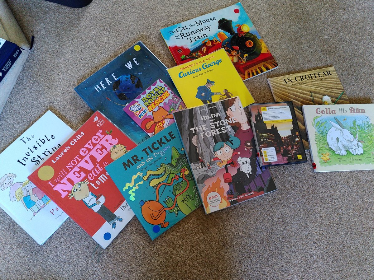 dnwood's tweet photo. @LibFalkirk My 3-year-old is super excited about a new place to explore, my 6-year-old is thrilled by new books, I'm pleased about new material for my #gΓ idhlig practice! #LibrariesAreBack https://t.co/E3IDRfL6H3