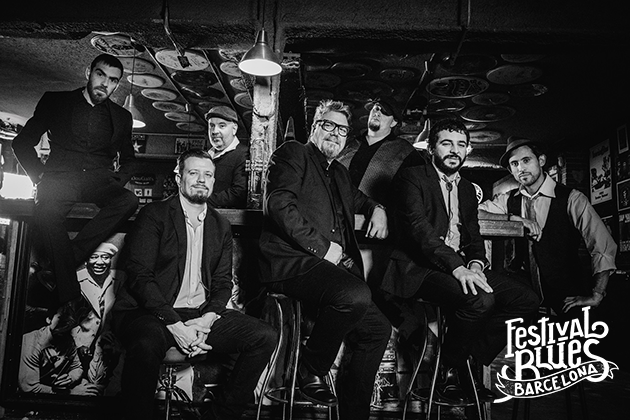 blues_bcn's tweet photo. Rambalaya, que abrirá la edición 2021 de nuestro Festival, estrena tremendo videoclip!🎬
🤩¡Un orgullo de producto de nuestra casa que podéis descubrir en directo el 1 de Julio! 
🎟El aforo es limitado, pero aún quedan algunas localidades -> https://t.co/XxMiPXwsBr https://t.co/U7netsqpCr