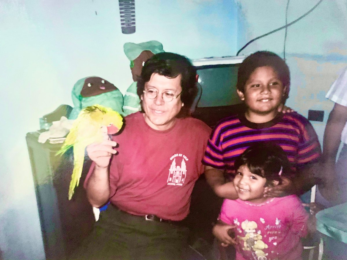 losascoy's tweet photo. En la canción “7 minutos” hay un verso que dice: “el padre Jorge y tú conocen las caídas de este vagabundo”. Es el padre Jorge Cañamero. Mi confesor y amigo hasta hoy. El ha tenido la paciencia de escucharme en los momentos mas difíciles de mi vida ¡Gracias querido hermano! https://t.co/cqNMqESvYs