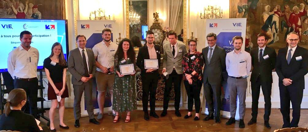 AlexisDutertre's tweet photo. Prix du challenge VIE 2021🇨🇵🇨🇿🇪🇺| @BF_VIE un dispositif attractif: 118 VIE dans 48 entreprises françaises en Republique tchèque! Félicitations aux participants, aux lauréats et aux entreprises d'accueil. #Talents @businessfrance @business @France_CZ @clecourtier @m_voisinratelle https://t.co/aGu5uaHtTp