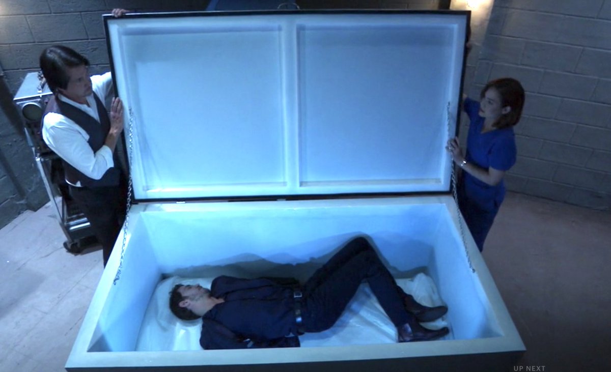 MichaelFairman's tweet photo. GENERAL HOSPITAL: Peter's On Ice, But Is He "Dead" Dead? - @GeneralHospital What do ya think???? https://t.co/gmZsJUPoiN https://t.co/JS247aMDt7