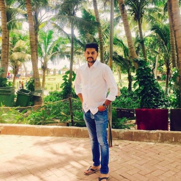 ritzy009's tweet photo. #scammedbySchwab
Nikhil Nakrani is supposedly the brains behind the false app Charles Schwab
@CharlesSchwab please get to this man.
@MumbaiPolice @MahaCyber1 https://t.co/QL4mk3oARW