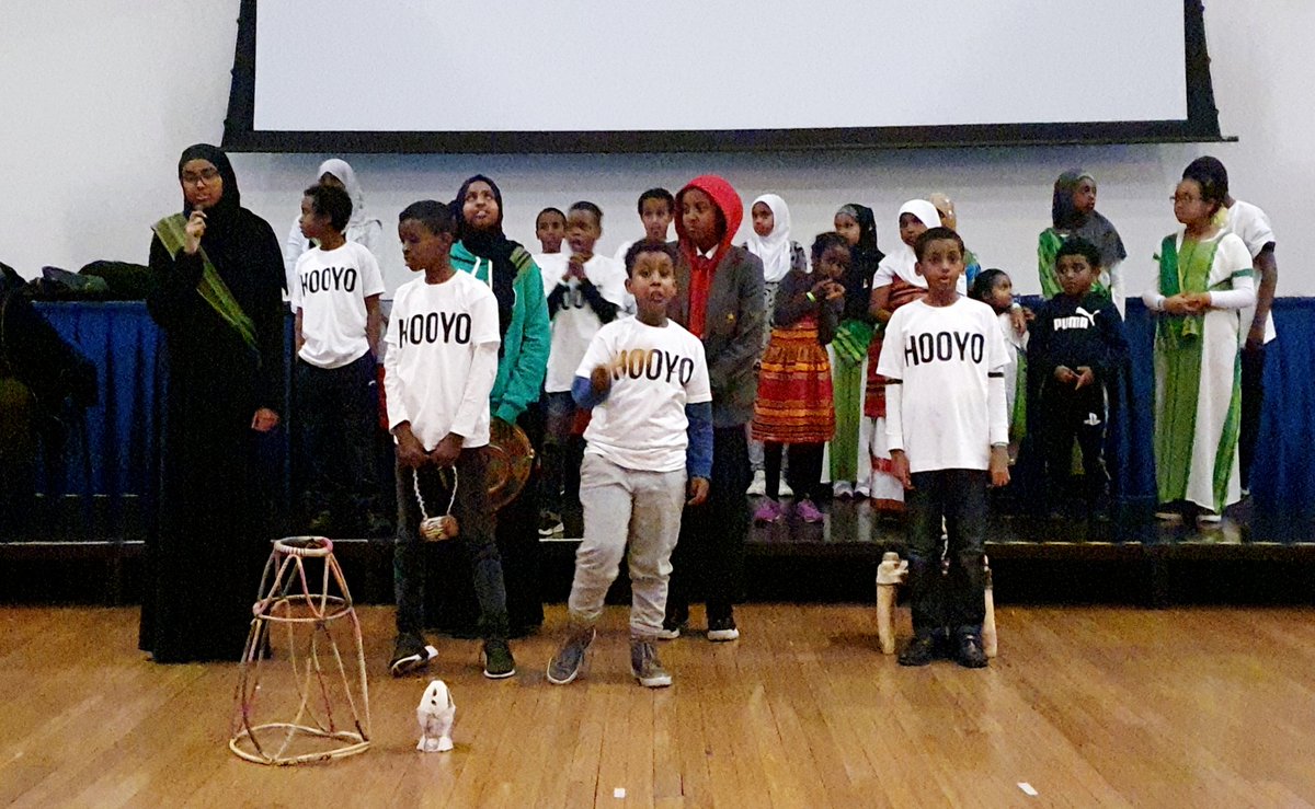 SOSEducationOrg's tweet photo. Somali Art and culture at Aston University, this was amazing night for the children they loved it. https://t.co/y5YXb0jITa
