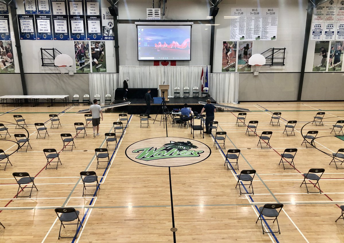 Excitement is growing for tomorrow’s celebration of the <a href="/WICYYC/">West Island College</a> 2021 Grad Class! Livestream begins at 10 am MT, link here: youtu.be/qiV9XUbKZ38 #wiclife
