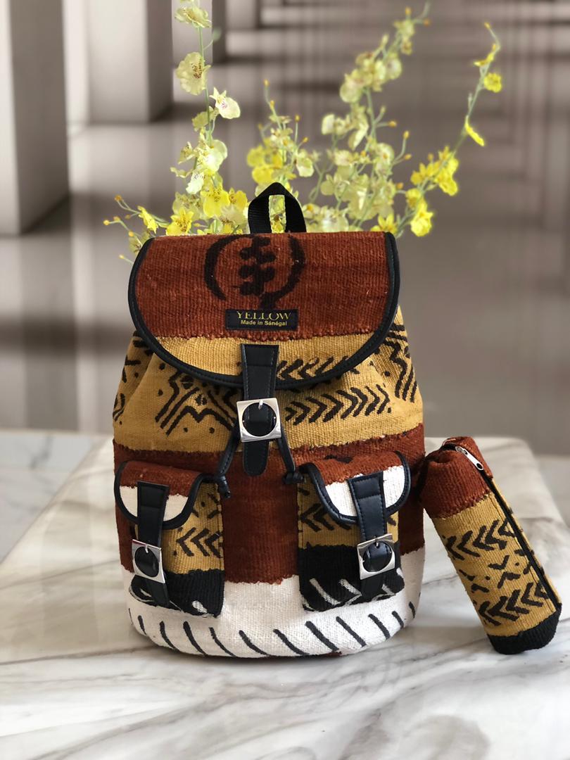 DiorfallGueye2's tweet photo. Yéne "Yellow" mi meune na deh wollah. Mou yatou niou mayko dolé waye. Jeunes yi ay jambar laniou deh vraiment. Made In Senegal 🇸🇳❤

Son numéro: +221 77 178 47 55 https://t.co/P0CJDxilI4