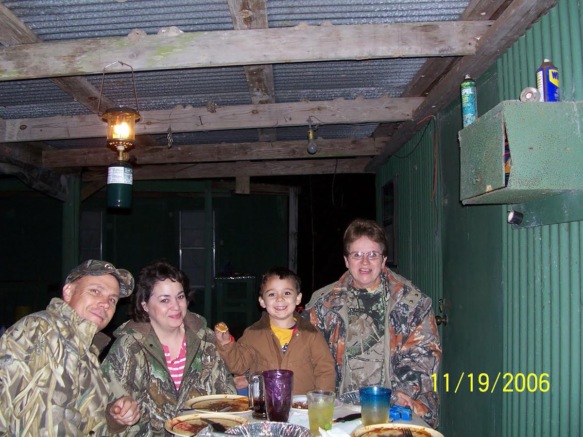 this has been a hard past few days for this family my aunt tricia has been struggling with alzheimer’s for a while now and she fought her fight, i love you so much fly high sweet angle!💞