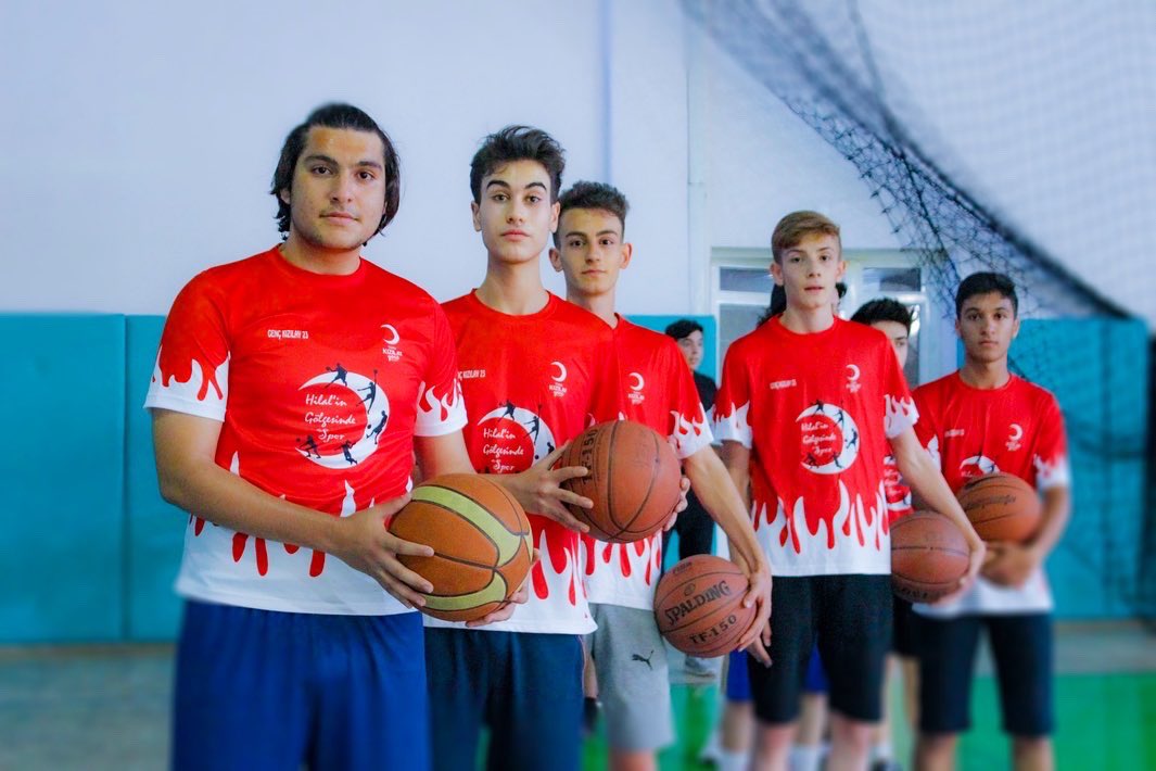 Hilalin Gölgesinde Spor projemiz başladı! 🏀

📌Elazığ