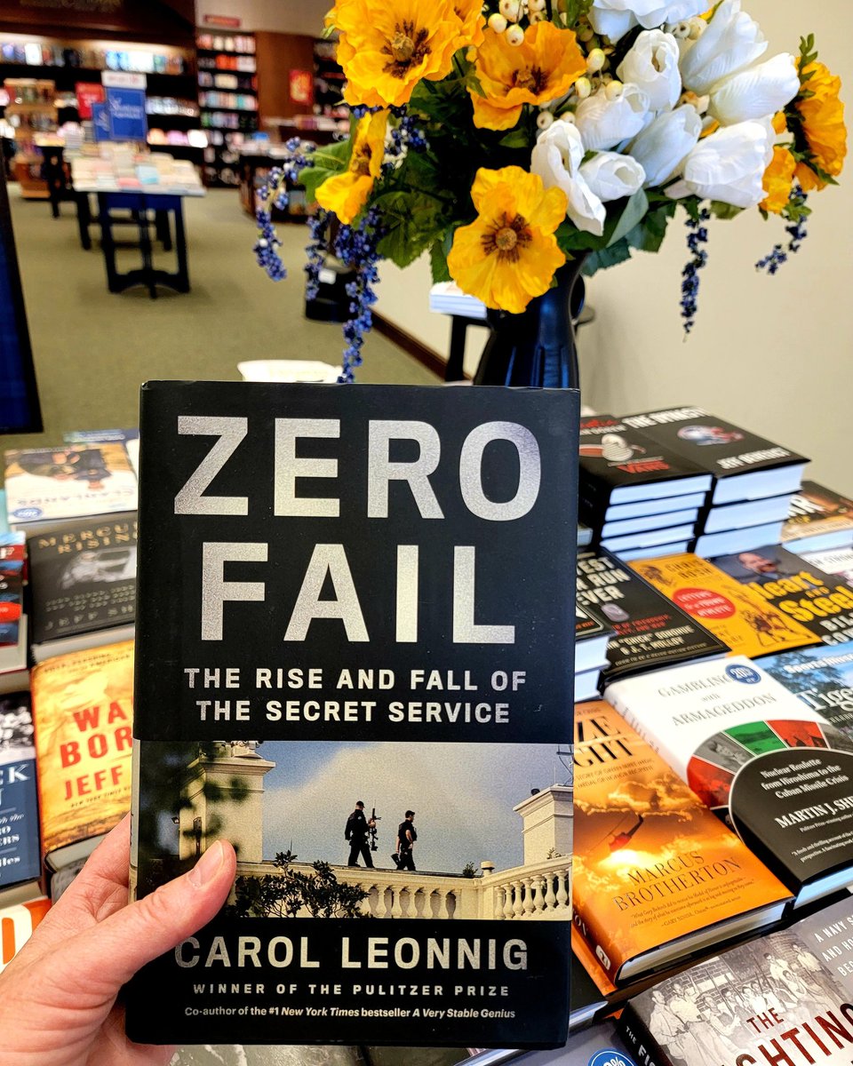 The #countdown begins!! Only 3 days left to pick up #Dad the perfect gift!! #Books
Whether it's #History, #Sports, #Science, or #Biographies , we have you covered
@CarolLeonnig #bnsalem #FathersDay #giftcards https://t.co/I1bQQkjXP0