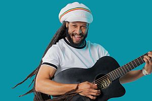 BethBC's tweet photo. A Summer of Colorful Music with Aaron Nigel Smith - @aaronnigelsmith @1TribeCollective #Reggae #FamilyMusic #SummerMusic #BIPOC #Juneteenth #AllOneTribe @TheBigUpShow https://t.co/fDP3IBfhso https://t.co/gfzNBnXFKU