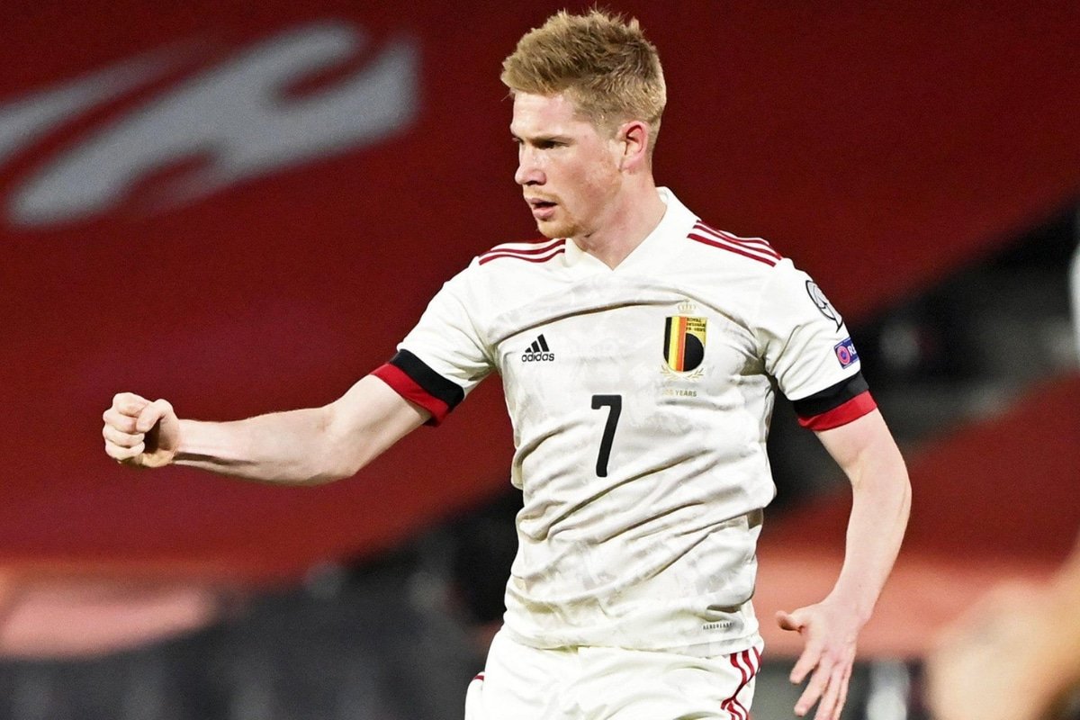 KaushalSakhard1's tweet photo. What an assist and what a goal from De Bruyne🔥
Changed the game💯
Denmark defended well in the 1st 45'
An uphill task for Denmark now
#denvsbel #Debruyne https://t.co/7uzkiS0HY2