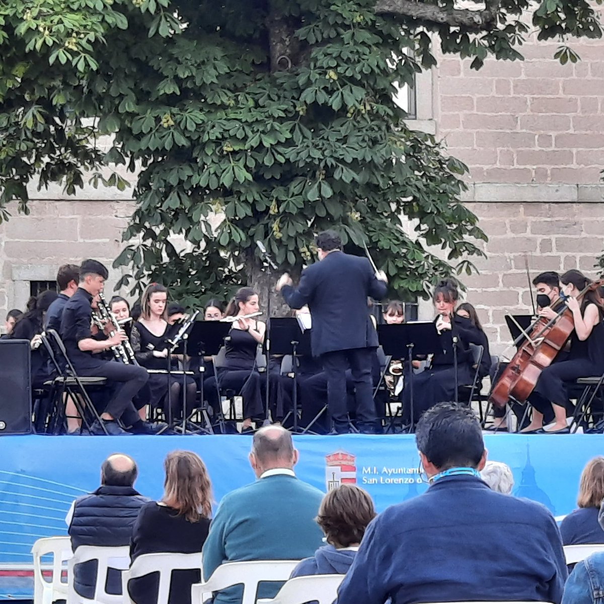 En San Lorenzo del Escorial, asistimos al concierto de la Escuela de Música. Pronto serán grandes concertista. #Madrid #Musica #bandas #futuro #promesas #PASION #escuelas #escorial