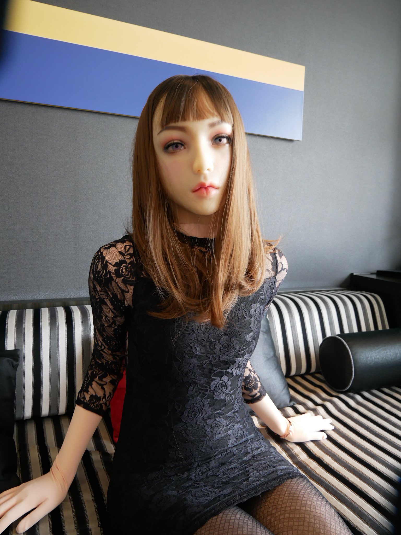 female mask bar on Twitter "普段はOL、夜はfemale mask barで働きます。…