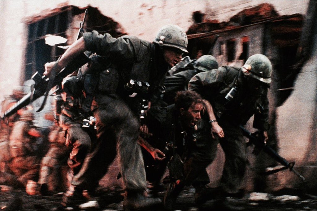 retrochenta's tweet image. Hoy hace 34 años que se estrenó en EEUU "La chaqueta metálica", otra obra maestra más de Kubrick.