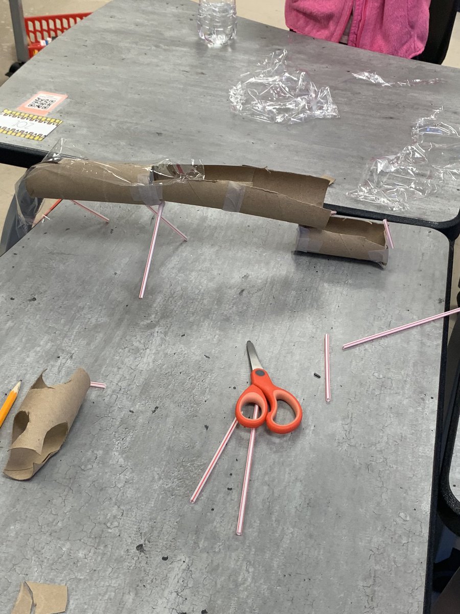 2nd Grade is working on building water slides for our ‘Water Adventures’ theme this week! #stem <a href="/linglead/">Angela Lingle</a> <a href="/Gardner41/">Jason Gardner</a> <a href="/watlington_sr/">Superintendent Dr. Tony B. Watlington Sr.</a> @RSSinformation #rsssummercampmillbridge