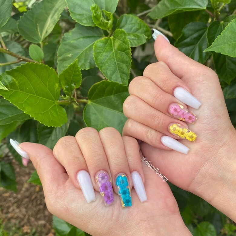 d34ctivatedd's tweet photo. Simple Lil Classic Freestyle 💐 
.
.
.
.(Completed May 10th) #orlandonails #nailsorlando #nailsoforlando #orlandonailtech #nailsdid #nailsdone #nailedit #nailsaddict #nailtrends #nailpro #nailporn #nailmag #nailmagazine #nailsoftheday #viralnails #nai… https://t.co/ajaEPIaIUP https://t.co/PzvsXvZq5a