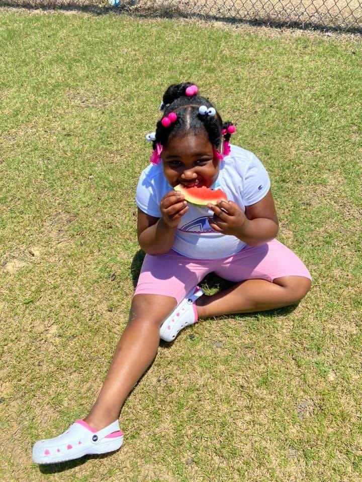 Kindergarten learned about fruit and seeds in summer learning academy. Our treat this week was watermelon (seedless lol-can't win them all) and strawberries. #summerlearningloss @Leigh_Anne0712 @BCESMustangCity @Supt_Hamlett @FCPSchoolsTN