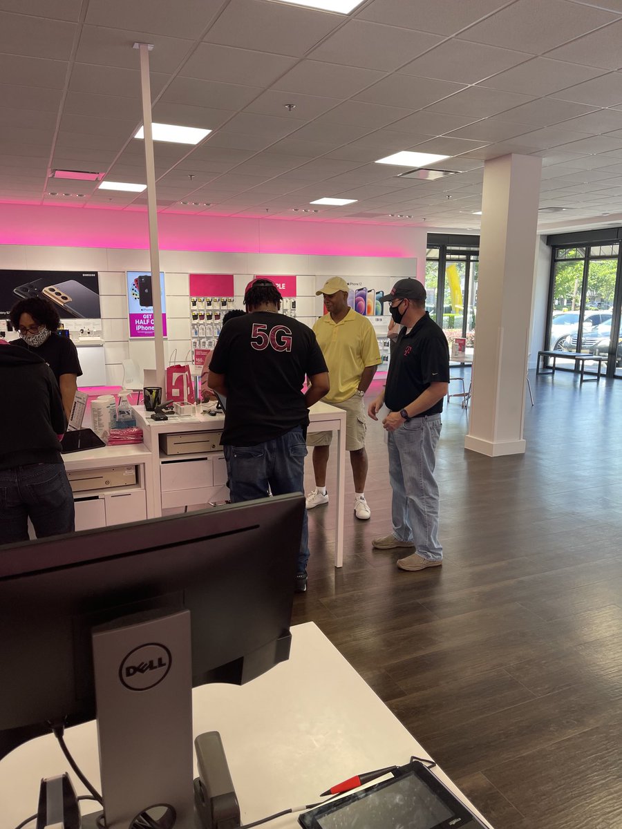 Brian working side by side to uncover opportunities. ⁦<a href="/jboy1724/">Javier B</a>⁩ ⁦<a href="/BCMEMTFB/">BCMEMTFB</a>⁩