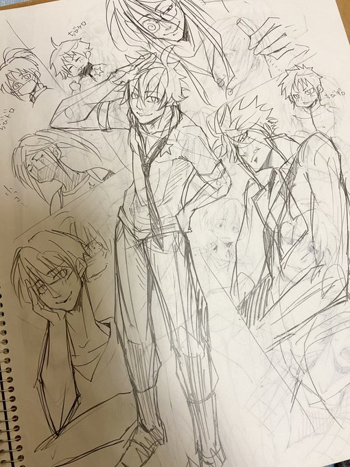 ケ、ケロロ擬人化描いとる…(震)

昔のクロッキー帳見返すの面白いな🤣 