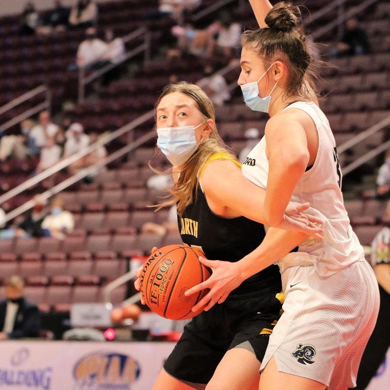Congratulations to Paige Morningstar (<a href="/baby_star16/">Paige Morningstar</a>) for being named the <a href="/MaxPreps/">MaxPreps</a> 2020-2021 Female Athlete of the Year! 

🔗- athletics.northallegheny.org/news/paige-mor…