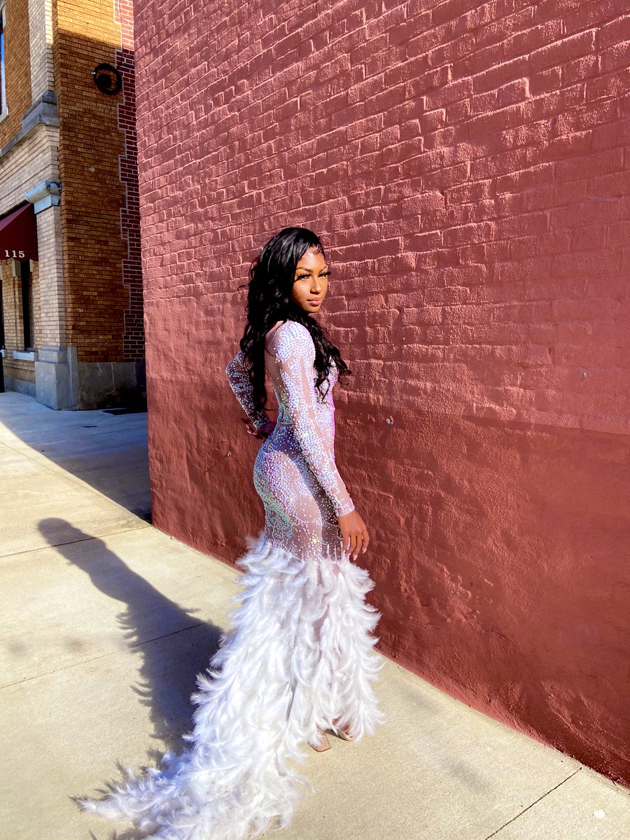 AriaXaviera's tweet photo. #WhosNewAtXU

 •Aria or ariii🙂
 •📍Ar
•Biology Pre-Med
•Freshman #XULA25 
•capricorn♑️
•I love meeting new people, laughing, music, all that🤣 https://t.co/1FPLYson0c